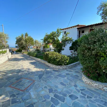 Valmas Village Pool&bar Apartment Skiathos-Stadt