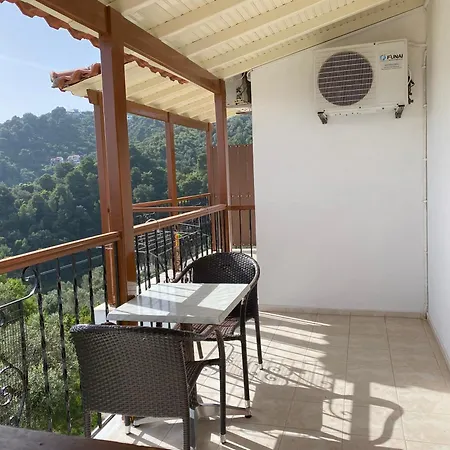 Apartment Valmas Village Skiathos-Stadt